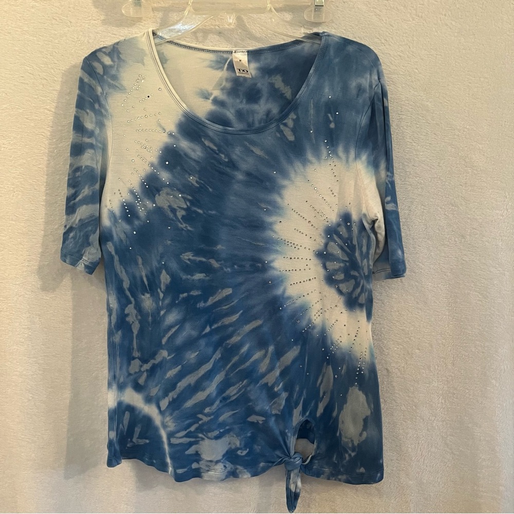 Women’s Tie-Dye Top by Thomas & Olivia